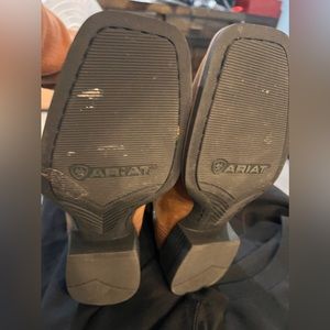 Men’s Ariat Cowboy boots size 9EE